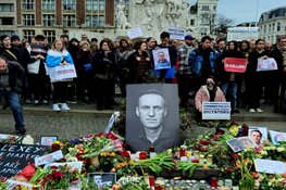 Grote opkomst bij steunbetuiging na overlijden Navalny