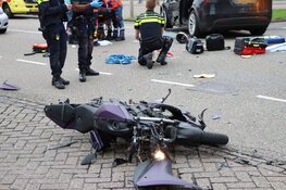 Motorrijder zwaargewond na aanrijding met auto aan de Boelelaan