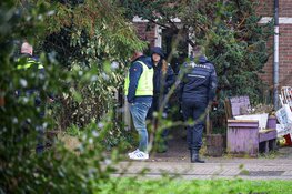 Explosie op klaarlichte dag aan Mijehof in Amsterdam-Zuidoost