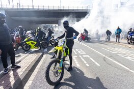Rapper Bigidagoe met zang en dans herdacht tijdens uitvaart