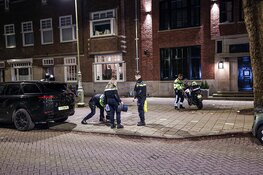 Persoon te water geraakt na achtervolging