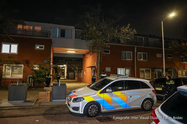 Woningoverval in Amsterdam Nieuw-West: bewoner mishandeld