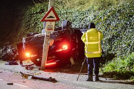 Achtervolging politie eindigt in crash Amsterdam