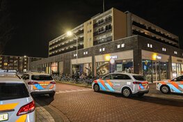 Schoten gelost aan de Martini van Geffenstraat in Amsterdam Osdorp