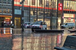 Metrostation Rokin ontruimd en groot gebied afgezet na verdachte situatie