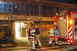 Brand in een flat aan de Stellingweg in Amsterdam-Noord