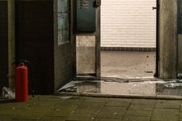 Explosie bij portiekwoning in Amsterdam-Zuidoost