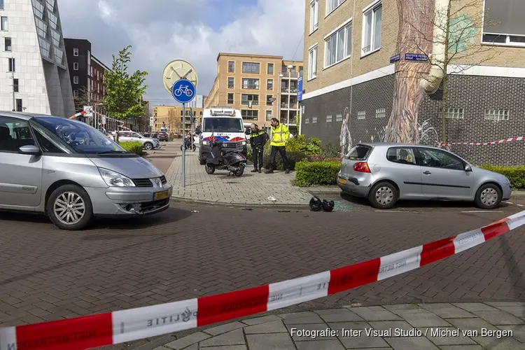 Aanrijding tussen scooter en auto aan Leeuwendalersweg
