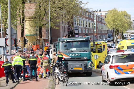 Scooterrijder overleden bij ongeluk vlakbij Haarlemmerplein