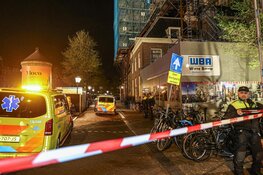 Beklimmer Westertoren valt en raakt gewond, anderen aangehouden