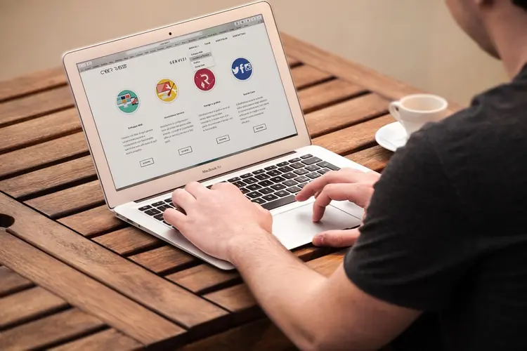 Het belang van een responsieve en gebruiksvriendelijke website voor online succes