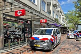 Overval op elektronicazaak in Amsterdam-Zuidoost