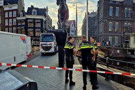 Lichaam gevonden in water bij Rokin