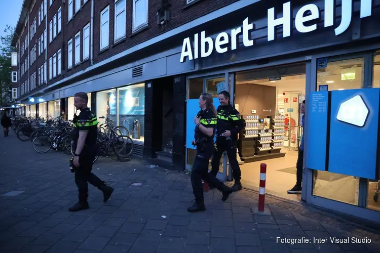 Overval op supermarkt Jan van Galenstraat in Amsterdam