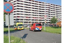 Brand bij flat Geldershoofd in Amsterdam-Zuidoost