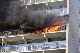 Uitslaande brand in studentencomplex Uilenstede te Amstelveen
