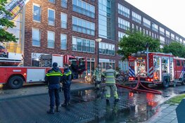 Brand in flat in Amsterdam-Zuidoost, trappenhuis vol rook