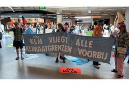 Demonstratie op luchthaven Schiphol door Extinction Rebellion
