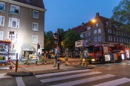 Flinke schade door explosie bij snackbar in Amsterdam