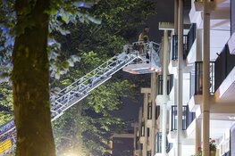 Felle uitslaande brand in appartement aan de Dikninge
