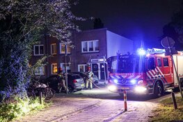 Auto loopt veel schade op na brand in Amsterdam-Zuid