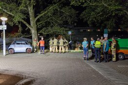 Grootse brandweer-inzet voor te water geraakt autootje