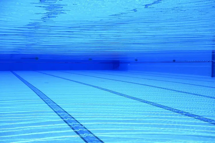 Buitenbaden langer open