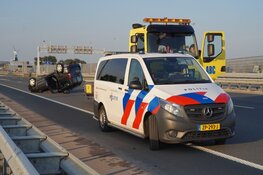 Auto op de kop vlak na Coentunnel