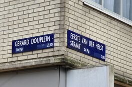Man valt van twee hoog op Gerard Douplein