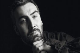 Operazanger Igor Popov brengt betoverend concert ‘Chiaroscuro’ in De Thomas in Amsterdam