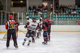 Tigers winnen eerste wedstrijd van nieuwe seizoen