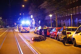 Scooterrijder gewond na val in Amsterdam-West