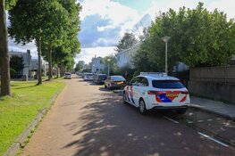 Oudere vrouw in haar woning overvallen door 2 mannen