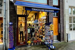 Omstanders overmeesteren overvaller tabakszaak