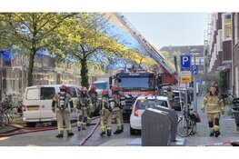 Brand op dak in Amsterdam Oud-Zuid