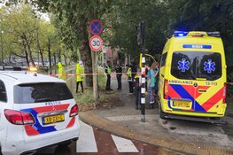 Ernstige aanrijding op Naussaukade in Amsterdam