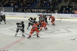 Tigers in eigen huis de Devils alsnog de baas