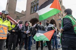 Mobiele Eenheid in aftie bij Pro-Palestinademonstratie in Amsterdam