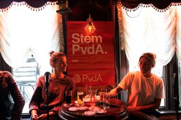 Amsterdams boek voor behoud van de bruine kroeg