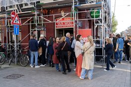 Amsterdams boek voor behoud van de bruine kroeg