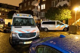 Overleden persoon aangetroffen in woning Mataramstraat, verdachte aangehouden