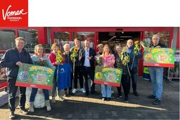 Vomar Voordeelmarkt verdubbelt voor het derde jaar op rij het sponsorbedrag van diverse clubs in regio Amsterdam