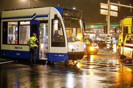 Tram ontspoord na aanrijding op IJburglaan