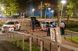 Gewonde bij steekpartij in woning, verdachte word verderop aangehouden