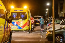 Gewonde bij steekpartij in woning, verdachte word verderop aangehouden