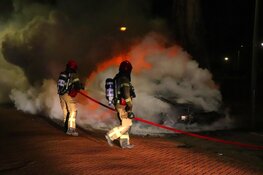 Auto door brand verwoest op Burgemeester Eliasstraat