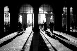 Straatfotograaf Michael van Oostende: ‘Ik hou van mistige ochtenden in Amsterdam’