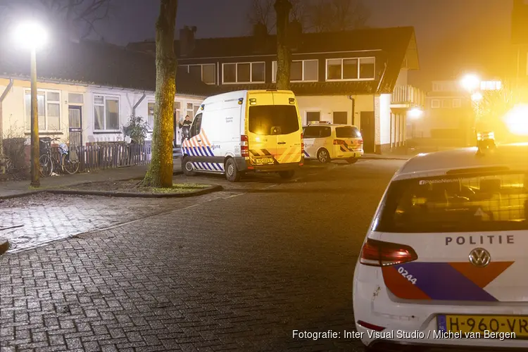 Politie doet onderzoek na woningoverval De Bazelhof