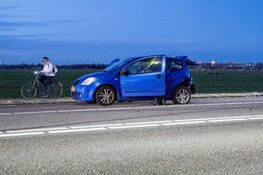 Auto te water gereden in Ouderkerk aan de Amstel