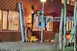 Smeulende brand in basisschool in Amsterdam
